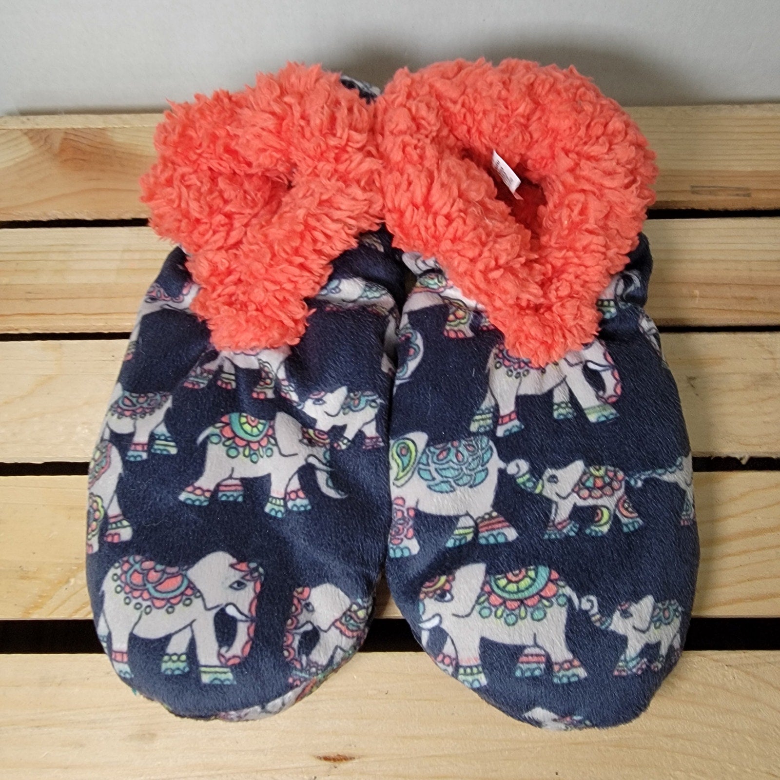 Lazy One House Slippers w/ Elephants - Size L/XL (7-9)