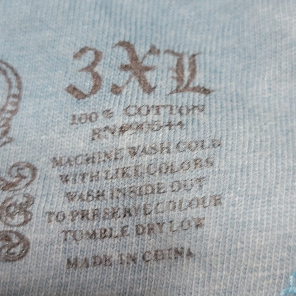 Light Blue Unisex Tee w/ Bling & Gold Crest - Size 3XL*