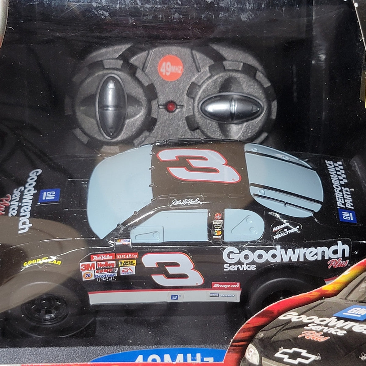 VINTAGE Radio Shack NASCAR Road Champs Radio Control Car (2004) - NRFB