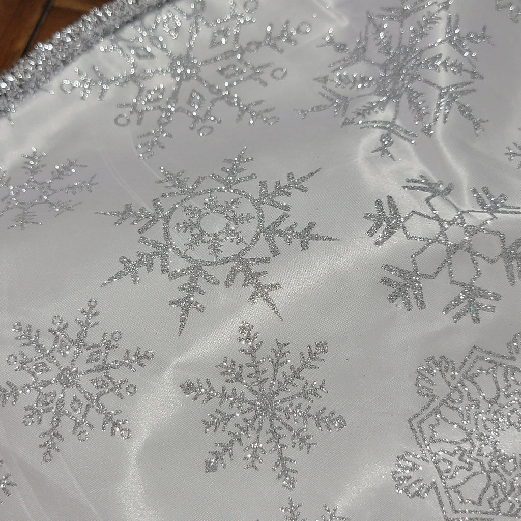 Silver Snowflake Glitter Tree Skirt
