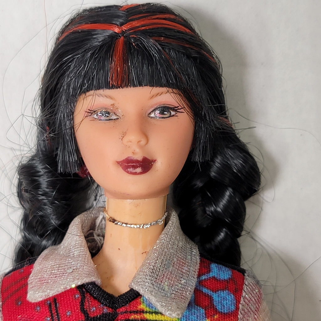 VINTAGE 1999 Barbie Generation Girl Dance Party Mari Doll