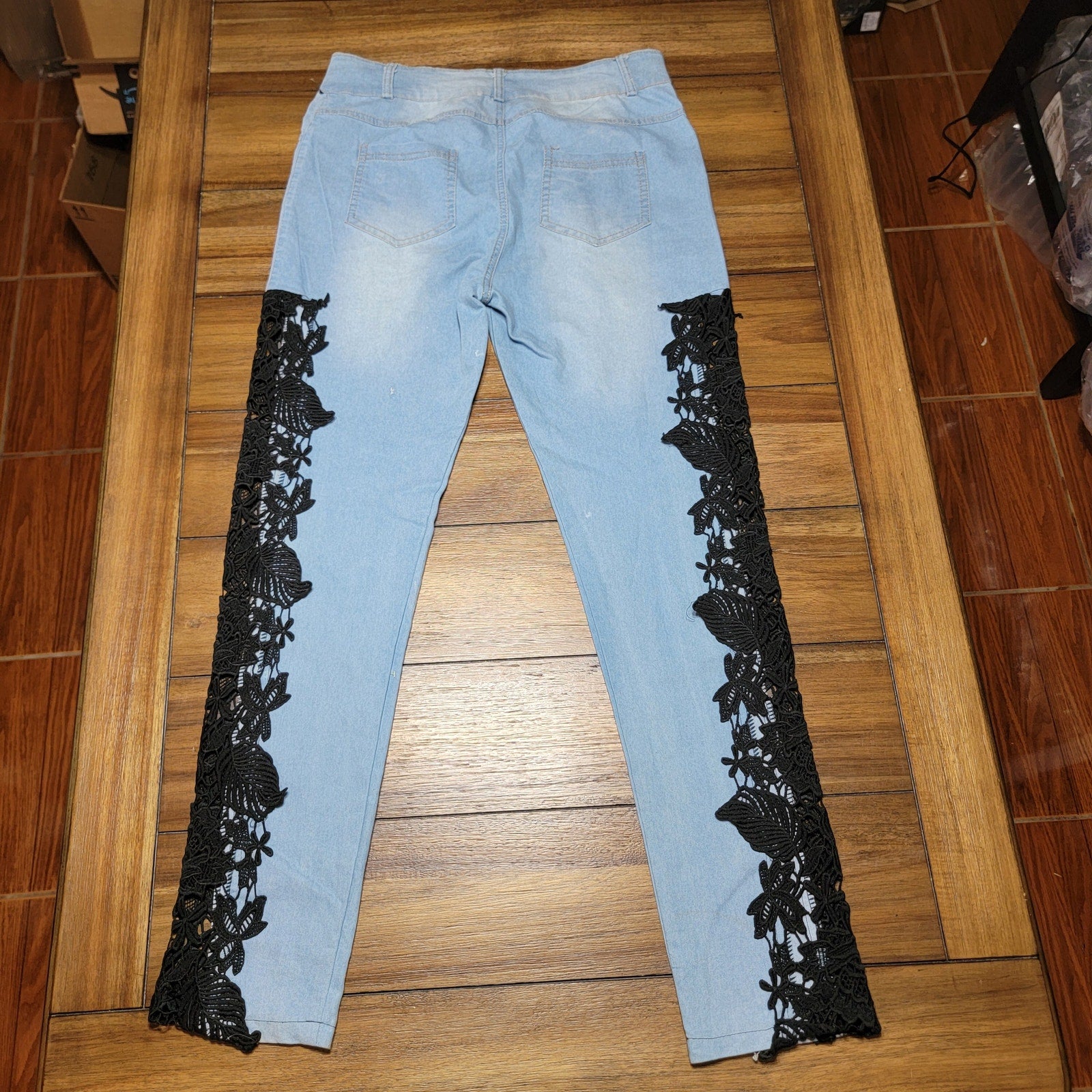 Thin Blue Denim Jeans w/ Black See-Through Lace on Side Legs - Size XL