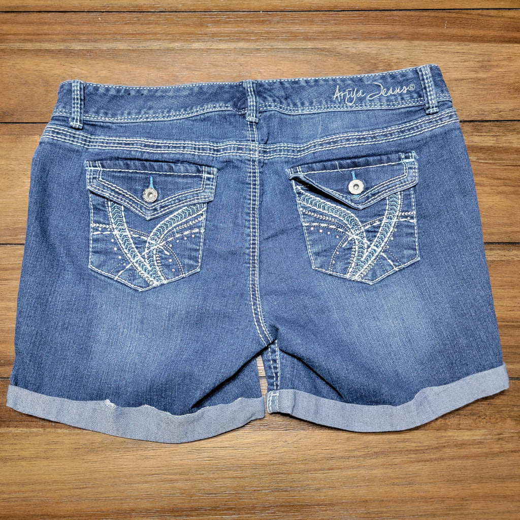 Ariya Jeans Denim Shorts w/ Embroidered & Bling Back Pockets - Size 15/16