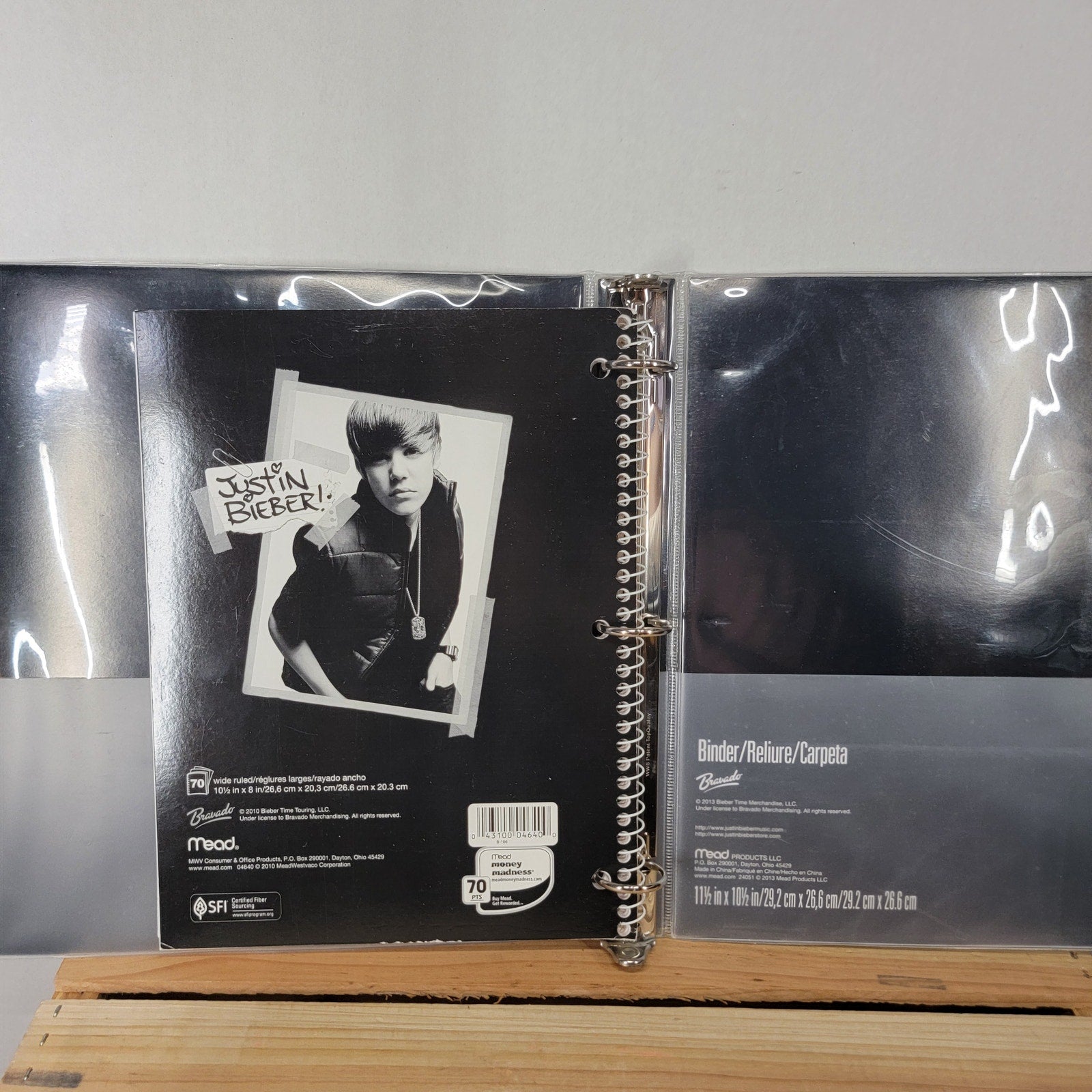 Justin Bieber White 1.5" Binder w/ Spiral Notebook