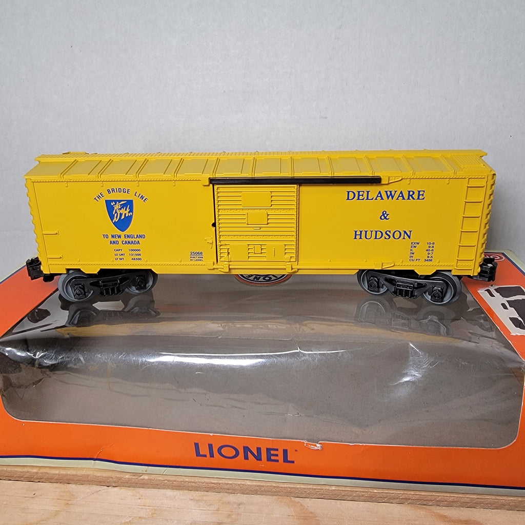 2008 Lionel Train Car: Delaware & Hudson Boxcar w/ Box O Scale