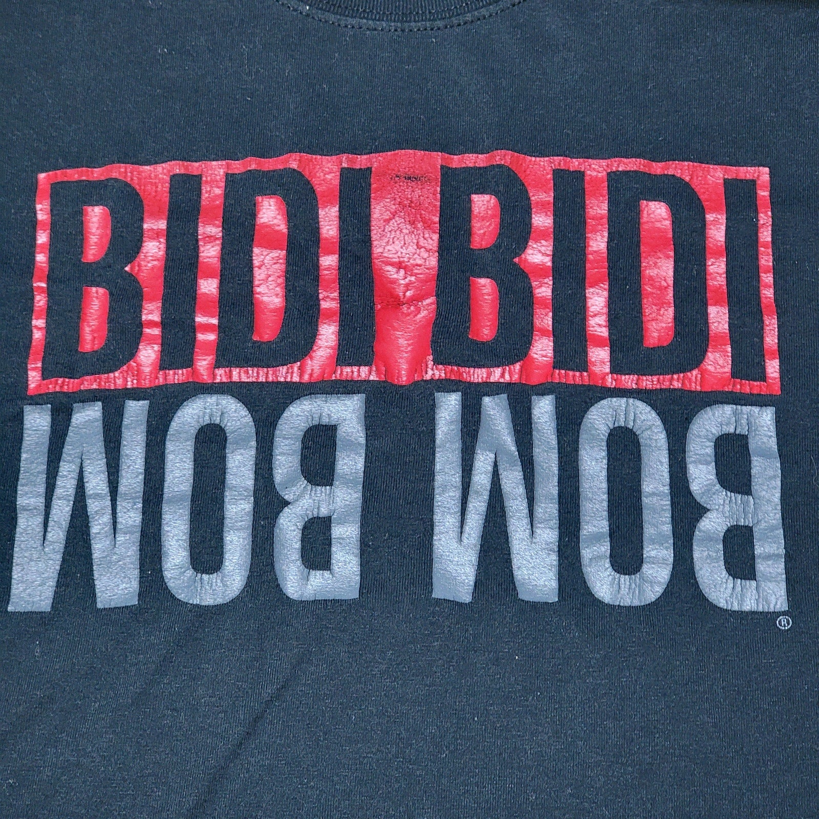 Selena Y Los Dinos Black Unisex Tee (Gildan) "Bidi Bidi Bom Bom" - Size Medium