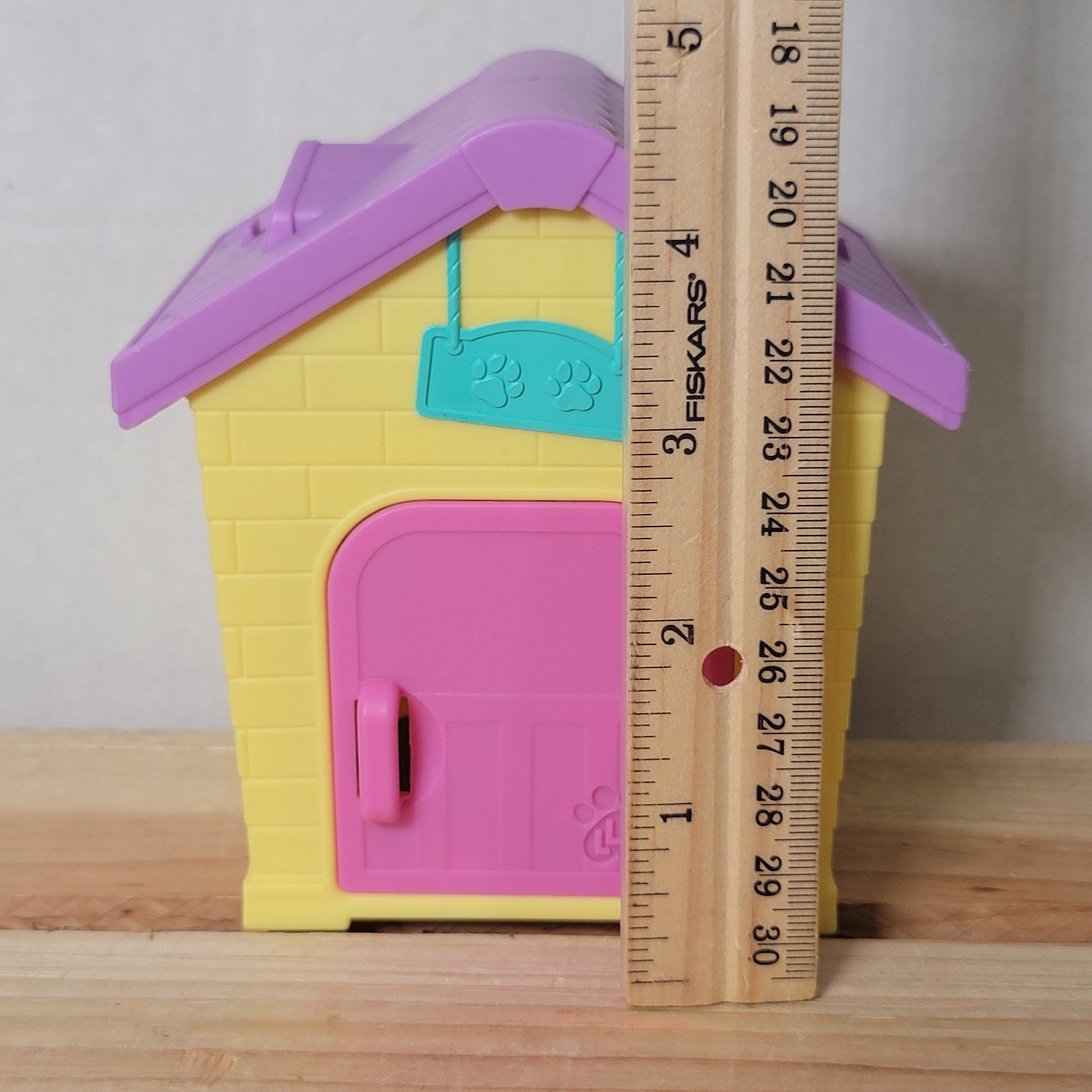 Little Live Pets Mama Surprise House + 5 Pc Families Collection