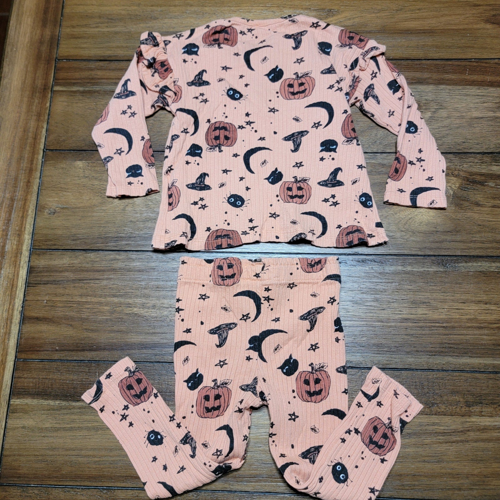 2 Pc Jessica Simpson Orange Halloween LS Infant Ribbed PJ Set  - Size 24M