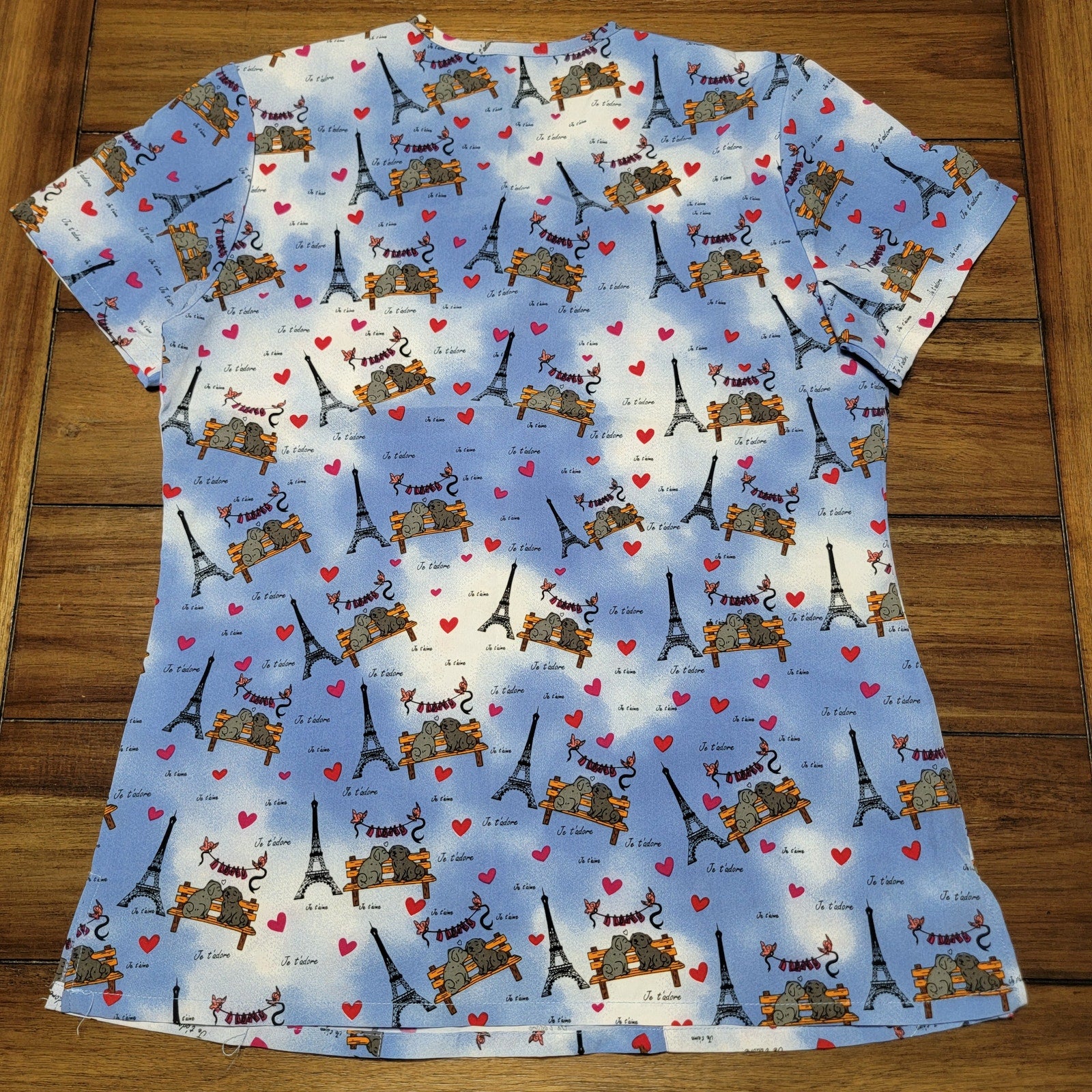 GT Performance Blue & White Paris Themed Scrub Top Love Dogs - Size Medium