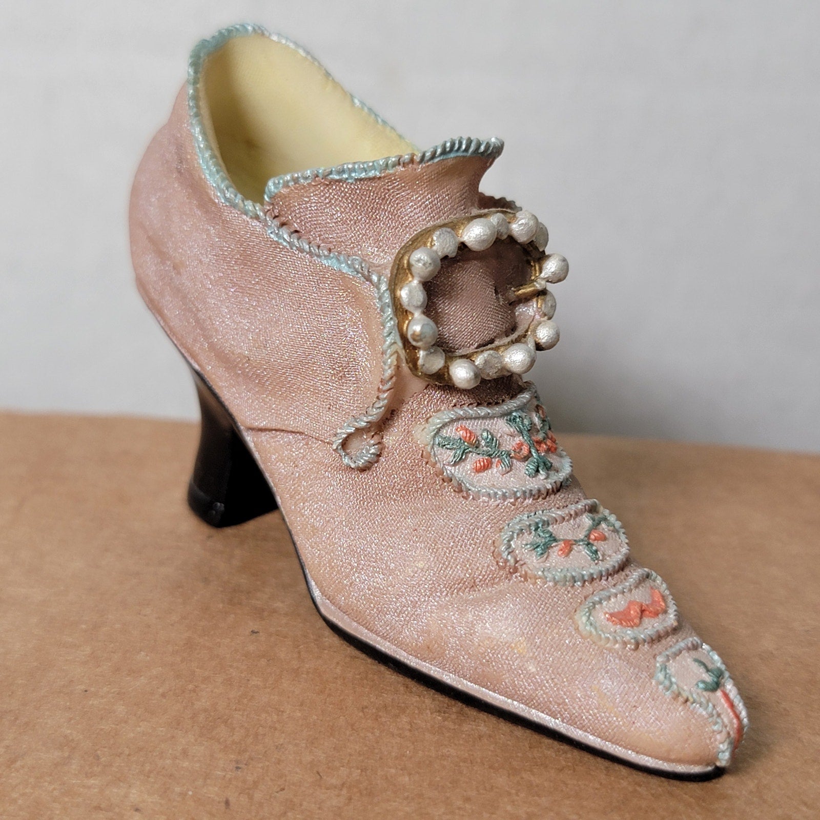 Set of 4 Victorian Style Resin Heels Shoes & Boot w/ Matching Bag