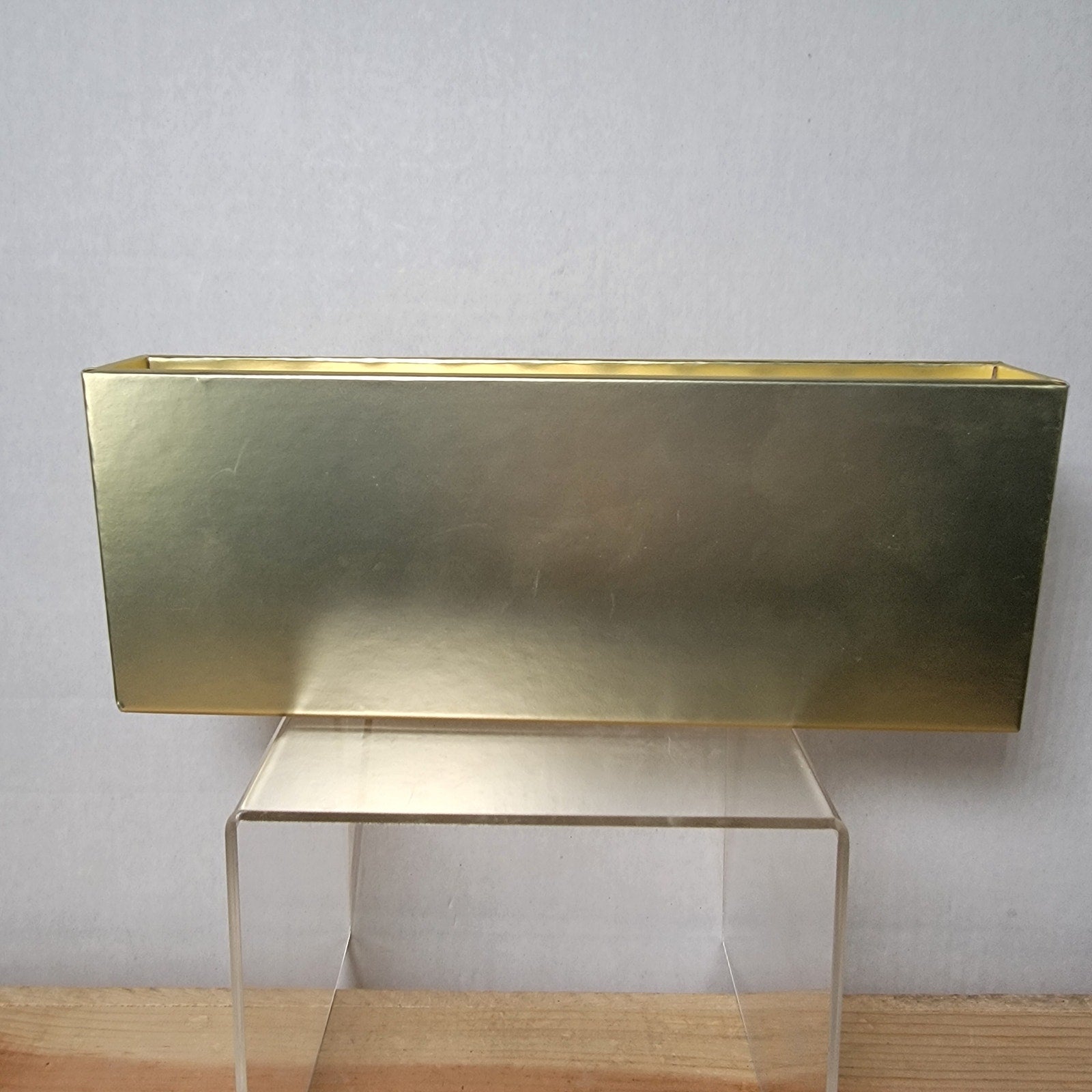 Gold Jeffree Star Cosmetics Makeup Display Holder - NWOT