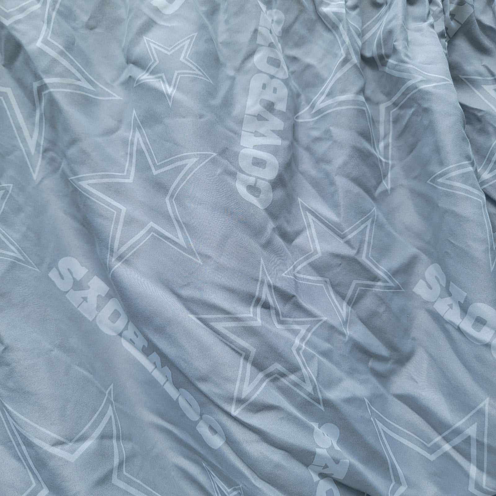 4Pc Dallas Cowboys Twin Size Comforter and Sheet Set + Throw