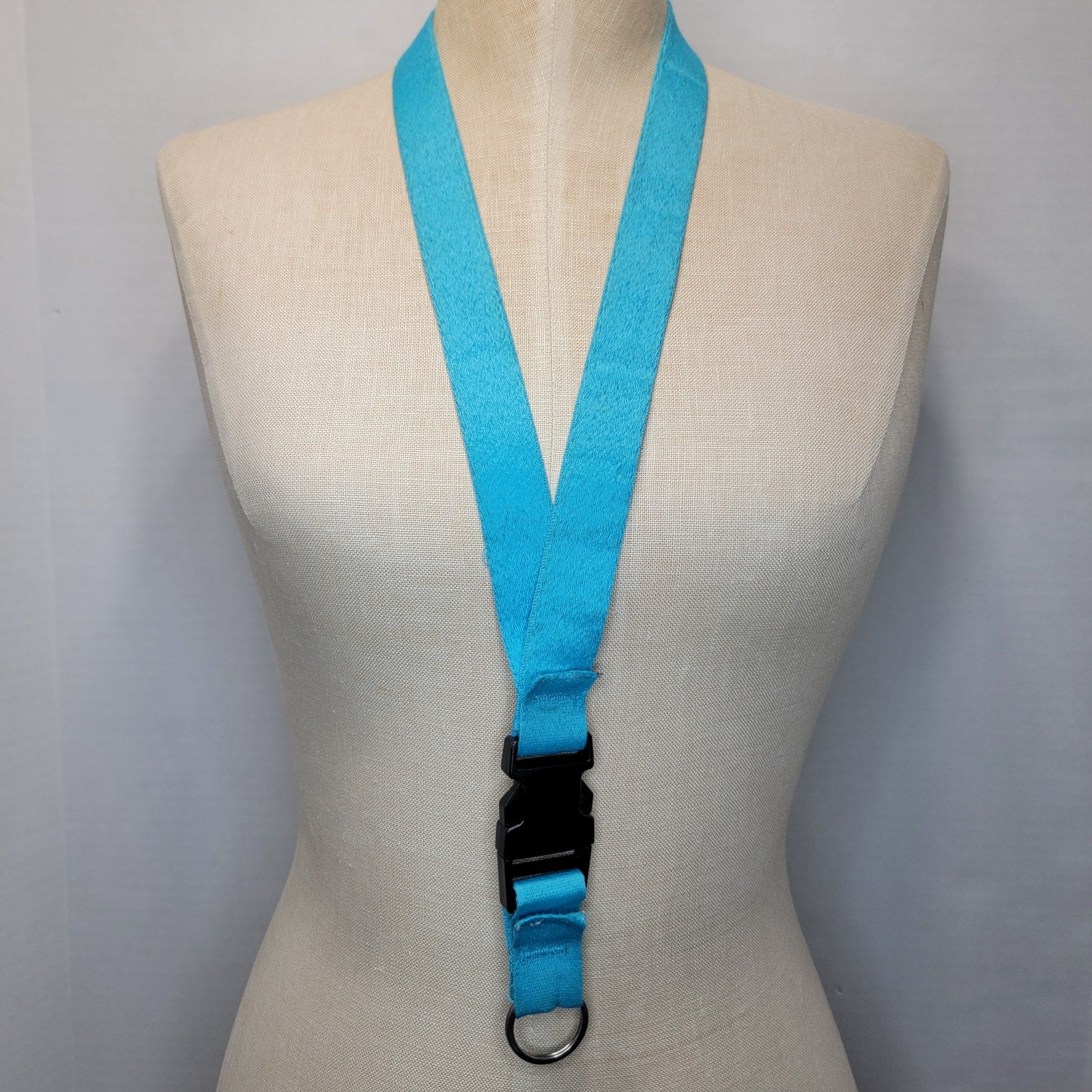 Set of 2 Lanyards: Blue Nike & BigBang