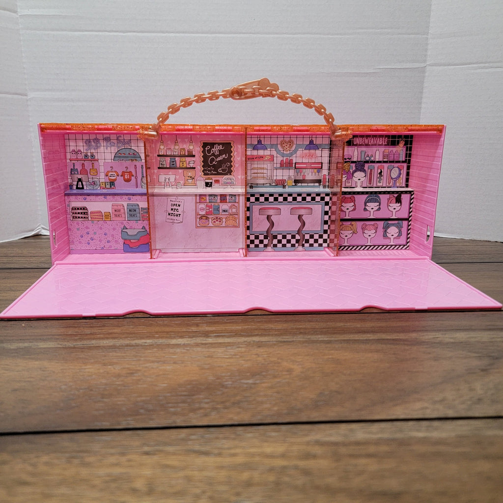 LOL Surprise Carrying Case + Set of 5 LOL Dolls (NEW)