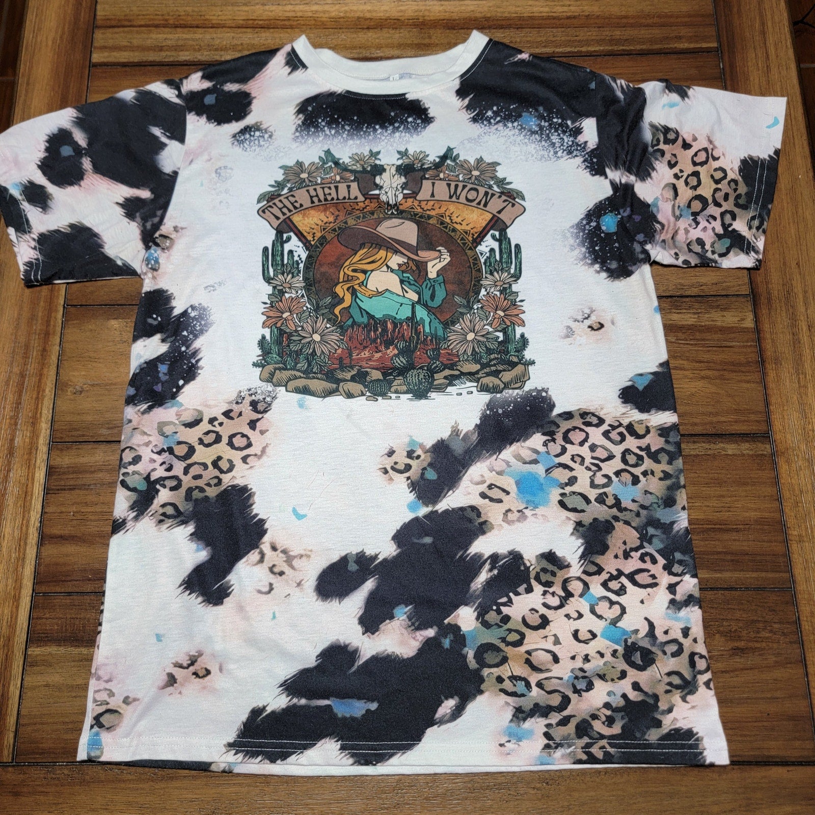 Unbranded Cowgirl Multi-Patterned Tee "The Hell I Won't" - Size Large
