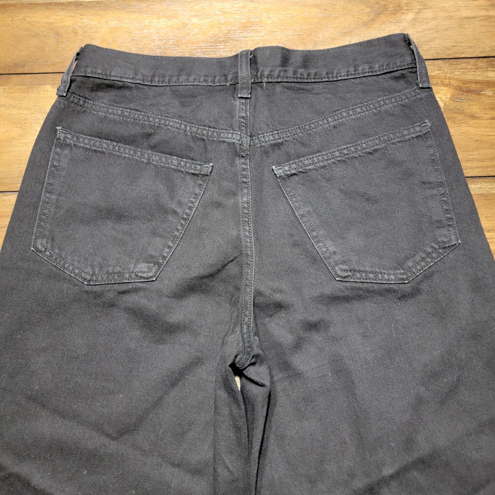 Universal Threads Mid-Rise Super Wide Leg Black Jeans w/ Button Fly - Size 4R