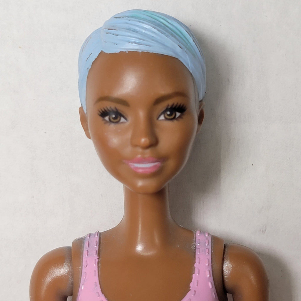 2019 Mattel Color Reveal African American Barbie Doll w/ Blue Hair Pink Swimsuit