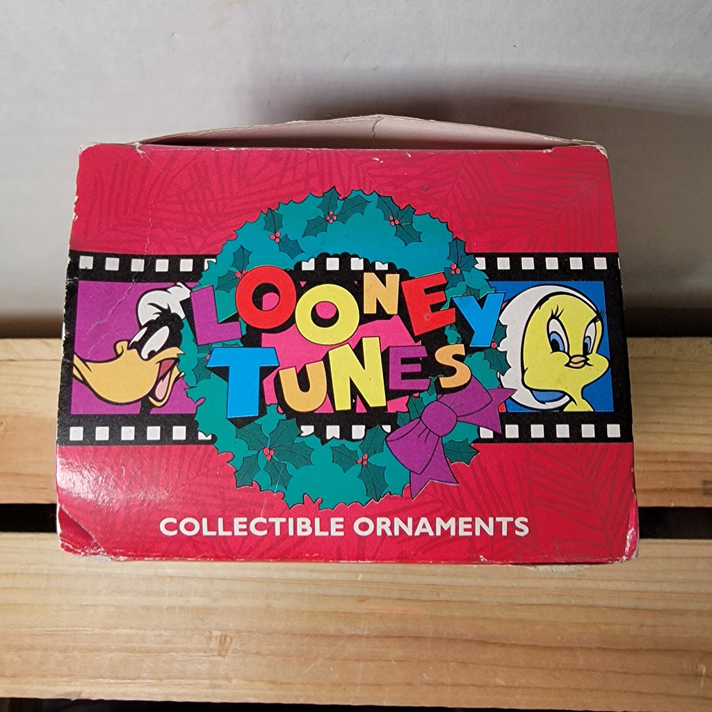 VINTAGE 1997 Looney Tunes Marvin The Martian Carousel Horse Ornament w/ Box