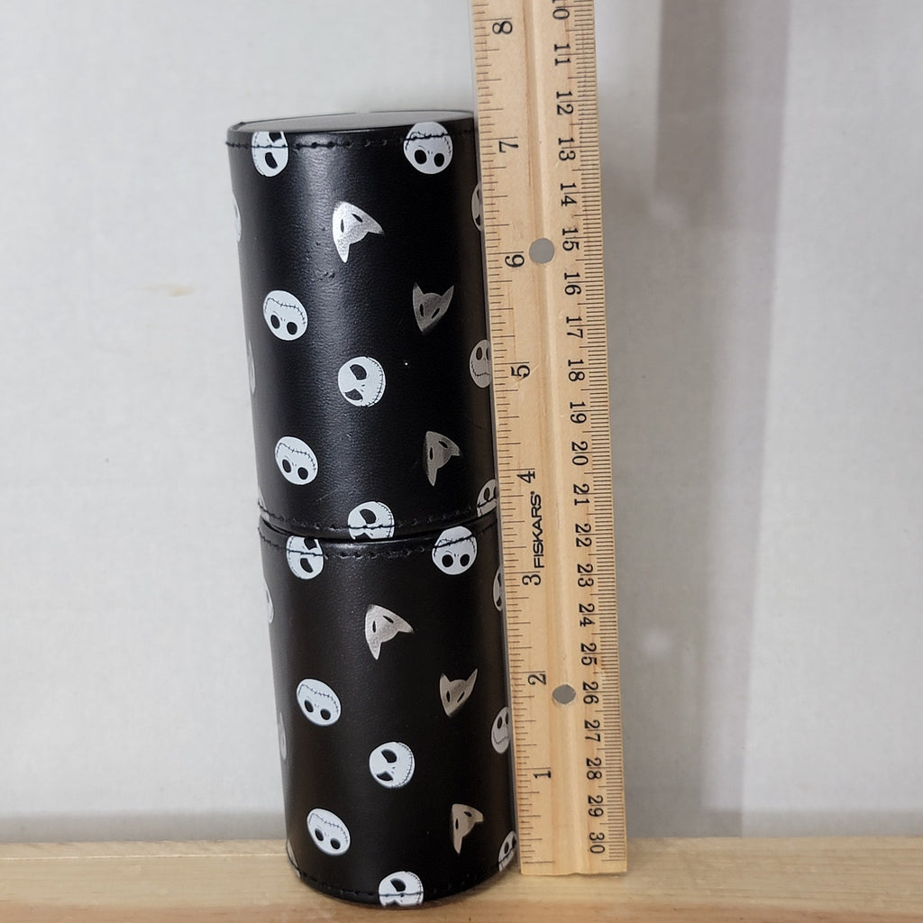 Set of 4 Nightmare Before Christmas Make-Up Brushes in Holder Tube