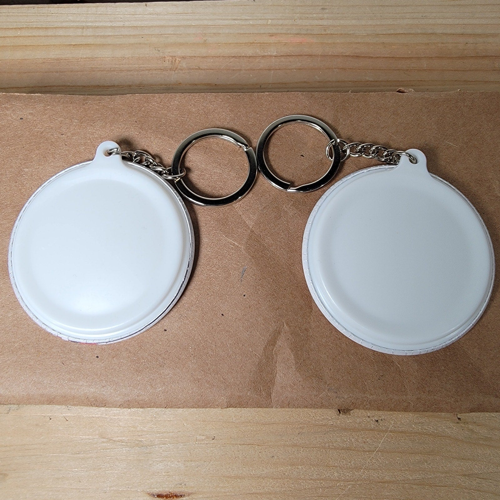 Set of 2 Anime Button Style Keychains: Futaba Sakura & Kasane Teto