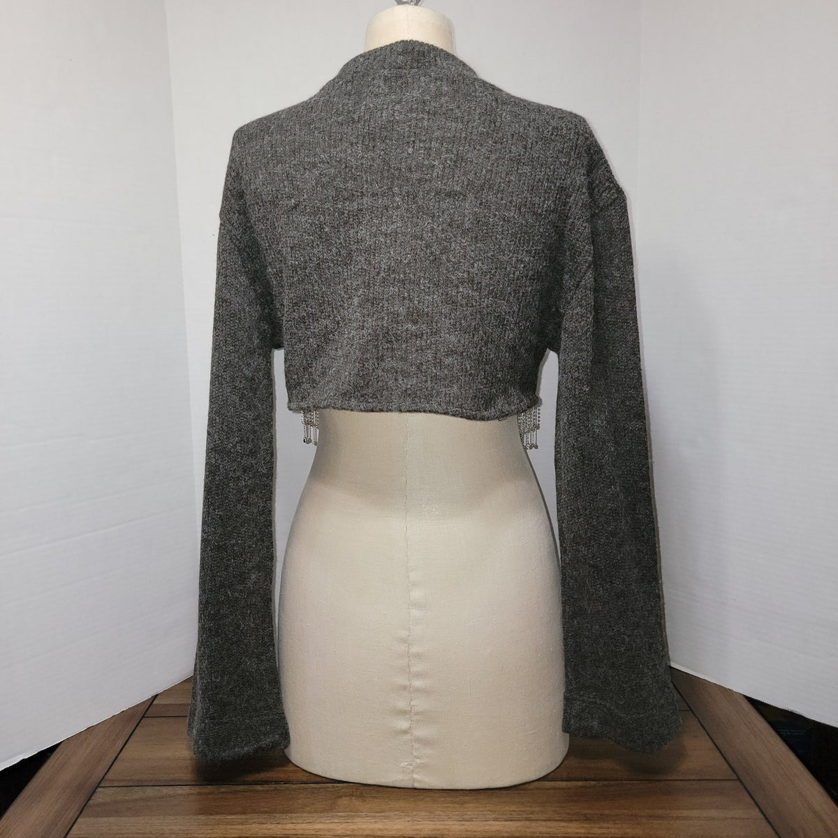 Zara LS Dark Grey Crop Sweater w/ Faux Diamond Hem - Size Medium