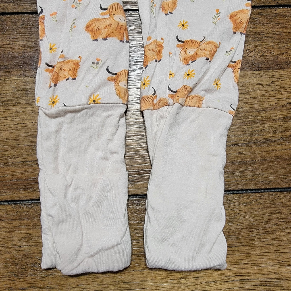 Little One Shop Highland Cows Infant Jumper w/ Optional Footies - Size 18-24M