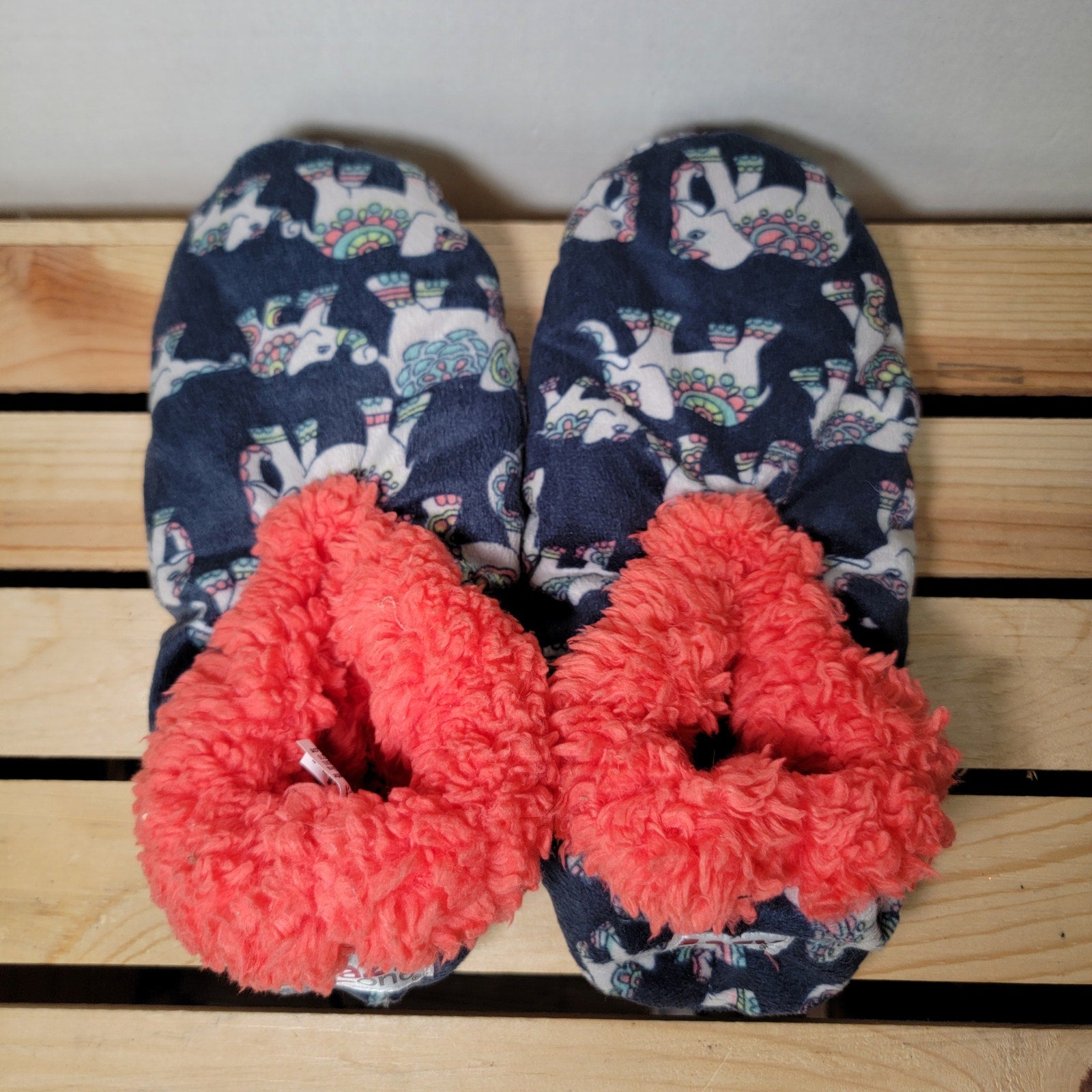 Lazy One House Slippers w/ Elephants - Size L/XL (7-9)