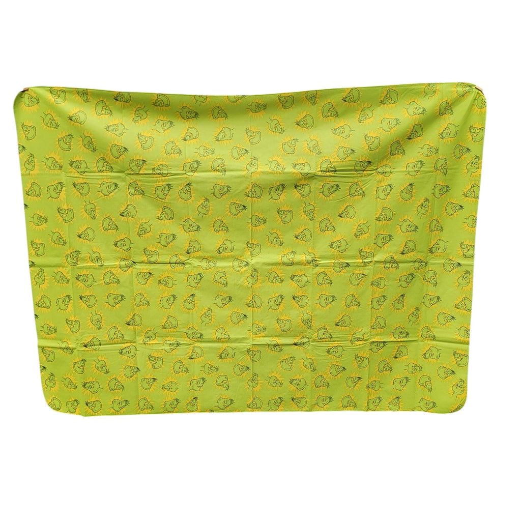 Grinch Yellow & Green Rectangle Vinyl Table Cloth w/ Round Corners