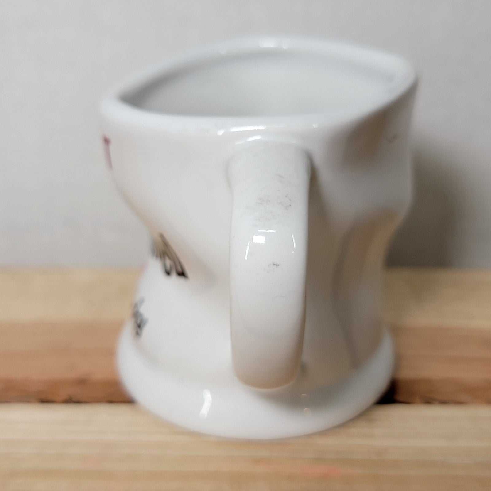 White Ceramic Warped Souvenir Mug "I Got Smashed In Kentucky"