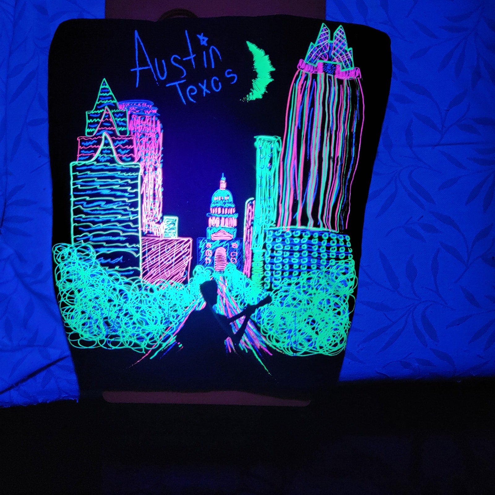 Austin Texas Black Unisex Tee (Gildan) Blacklight Design - Size Large