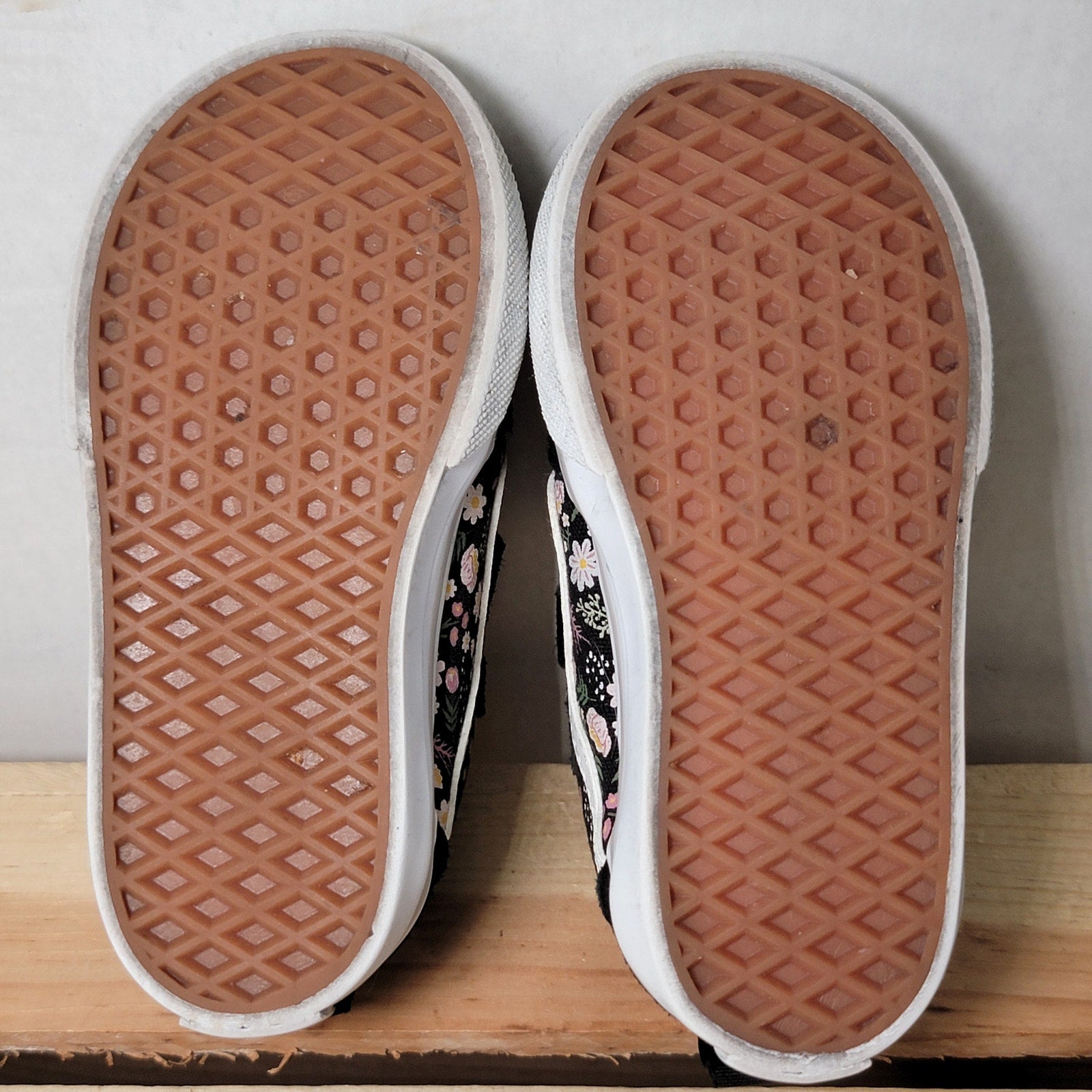 VANS Ward V Toddler Fall Floral Black Shoes - Size Toddler 6