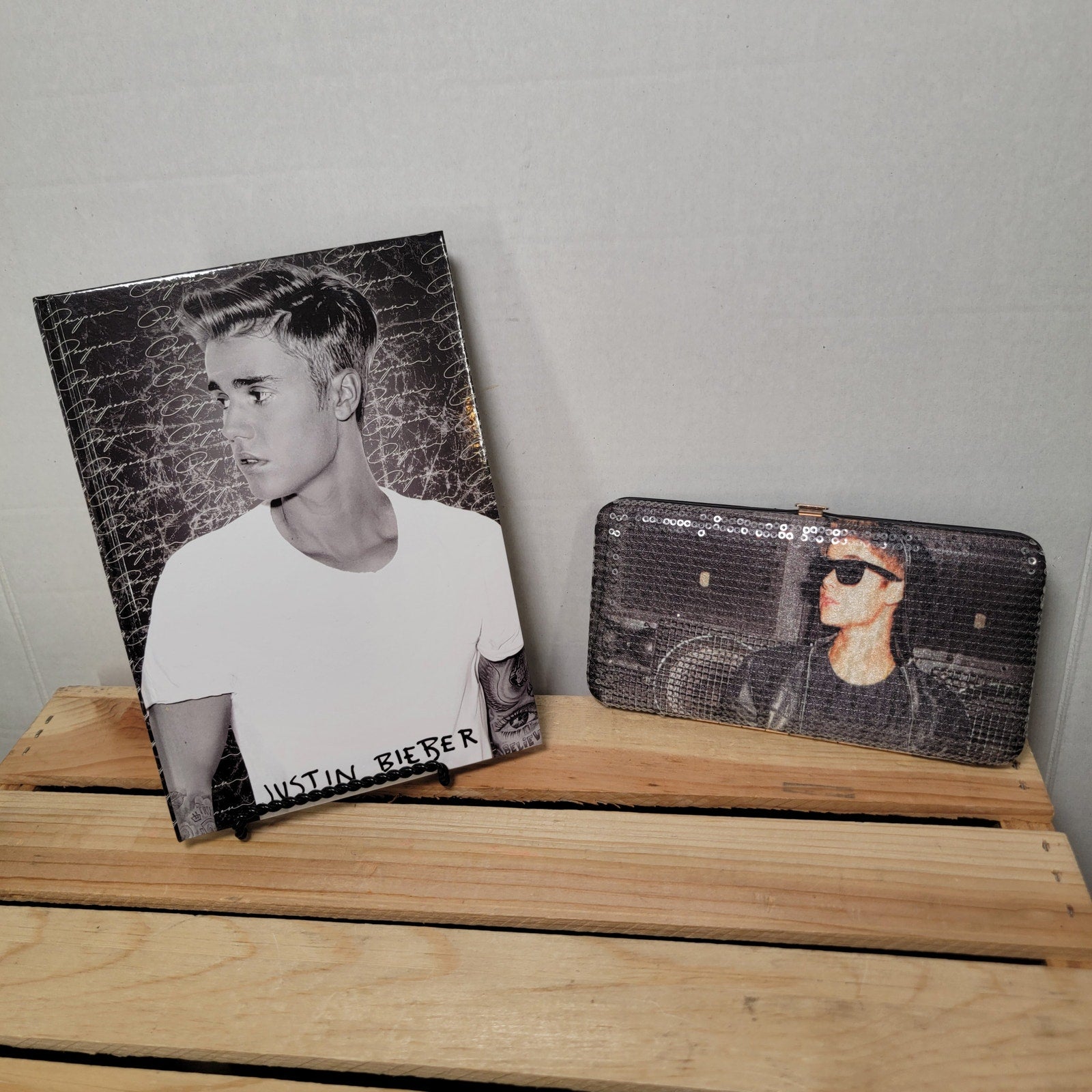 2 Pc Justin Bieber: Journal & Sequin Wallet