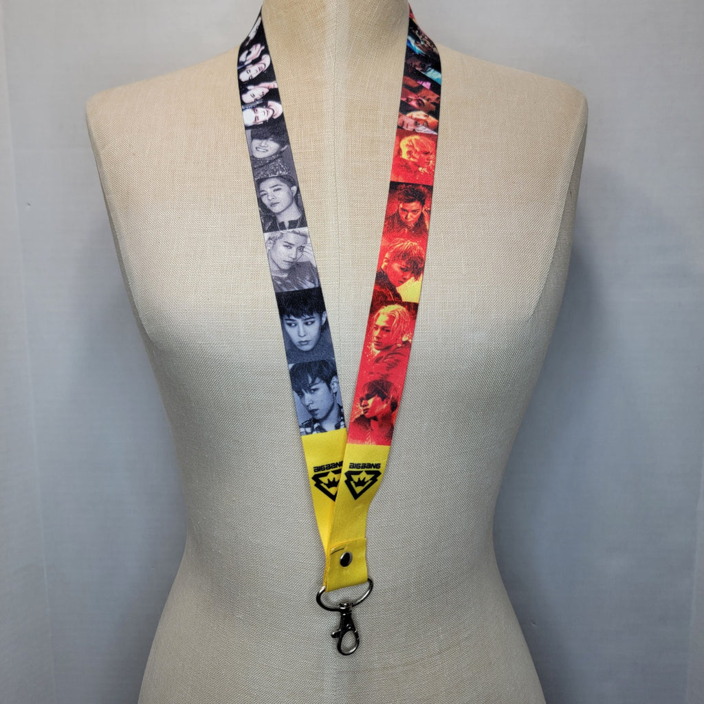Set of 2 Lanyards: Blue Nike & BigBang
