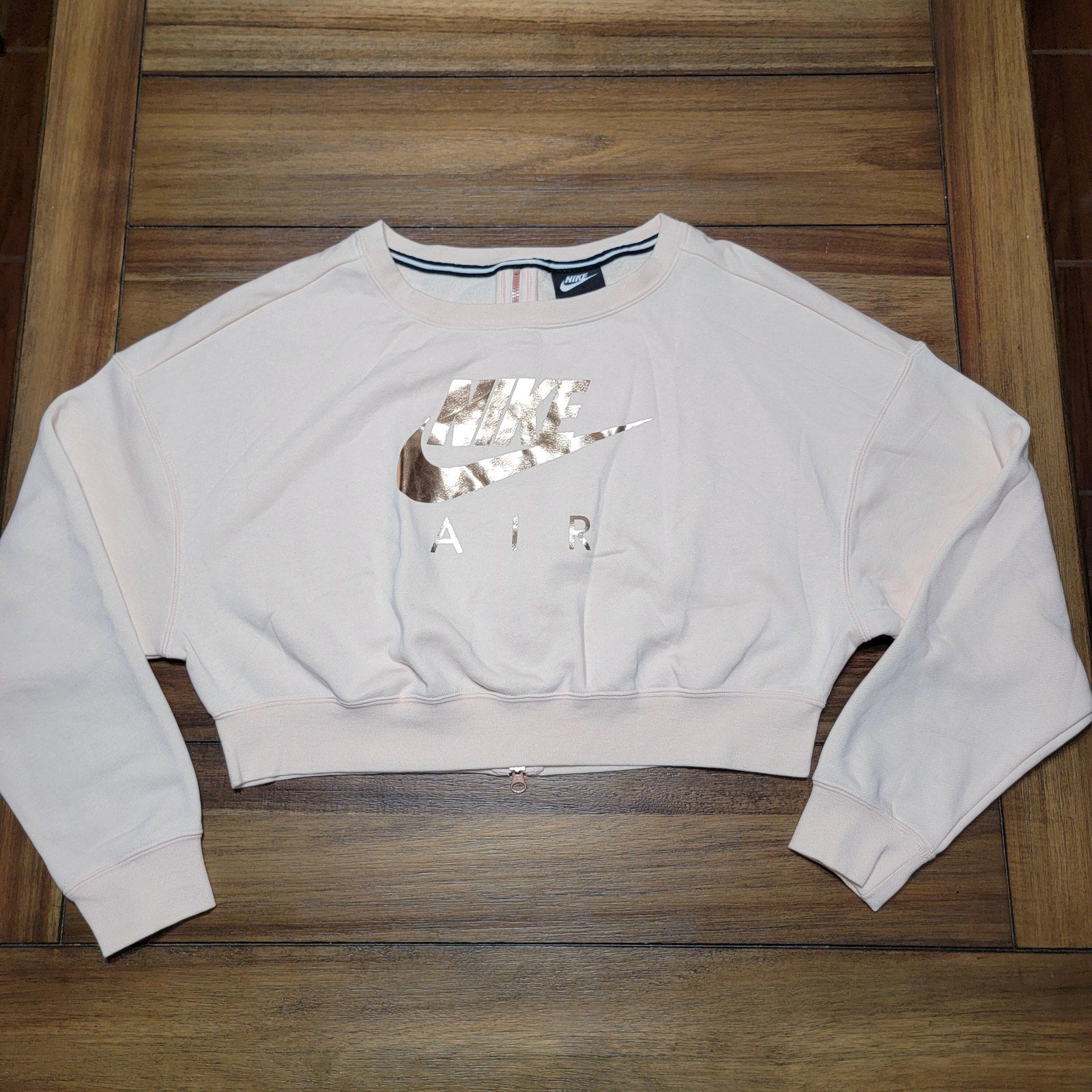 Nike LS Beige Crop Sweatshirt Gold Logo Full Zip on the Back - Size Small