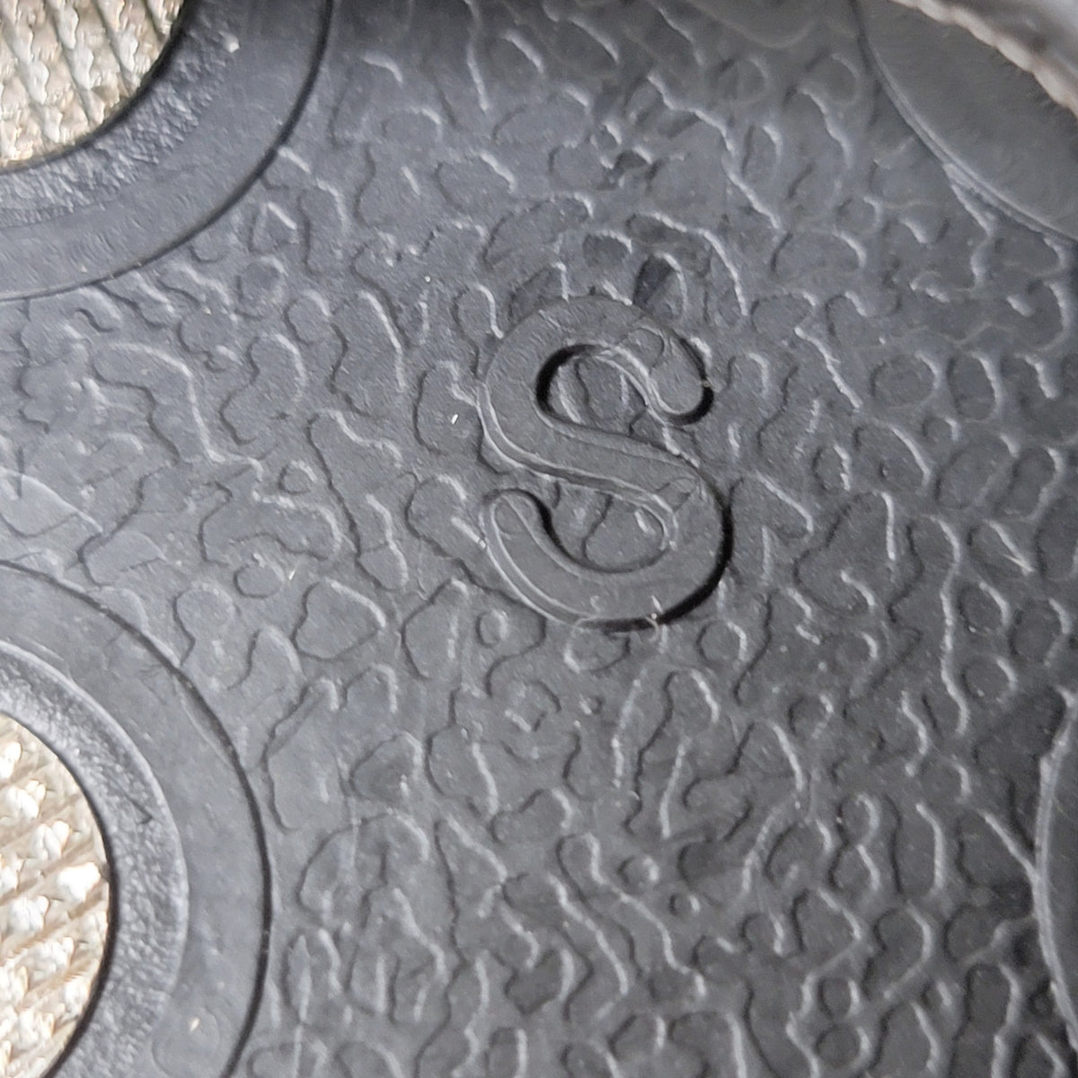 1 Pair of Slip-On Rubber Ice Cleats - Size Small