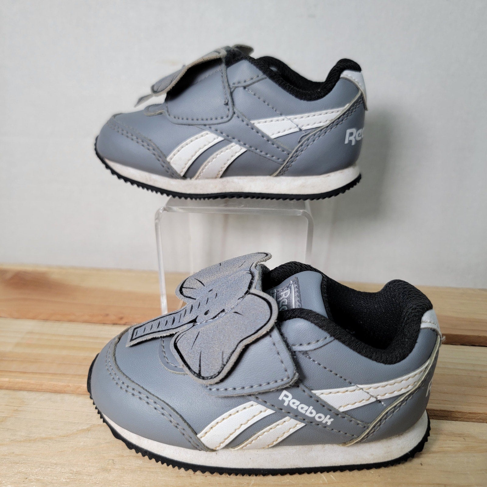 Reebok Infant Royal Grey B&W Running Elephant Sneaker w/ Box - Size 4
