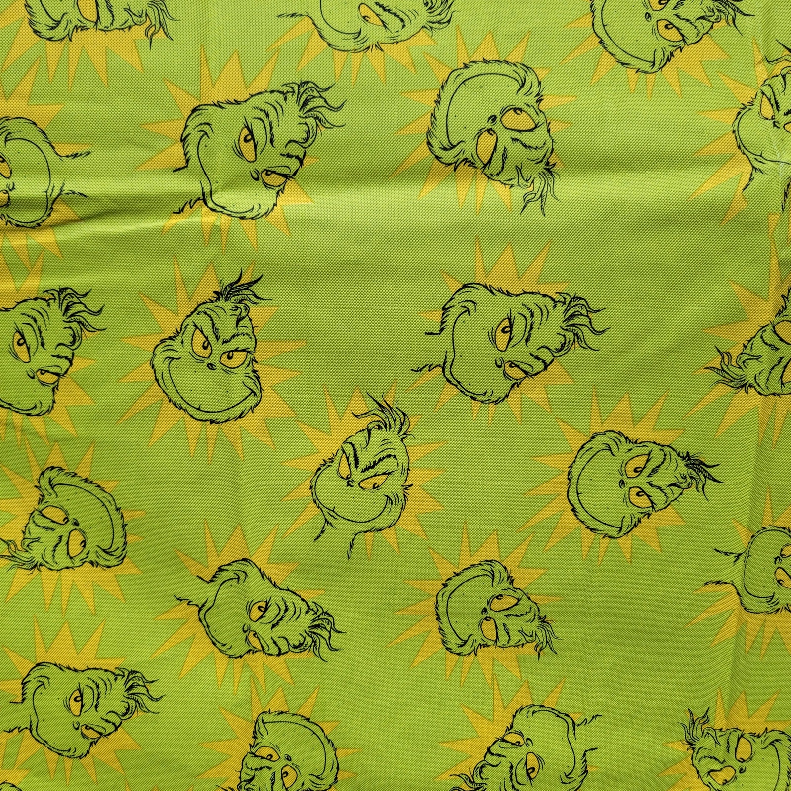 Grinch Yellow & Green Rectangle Vinyl Table Cloth w/ Round Corners