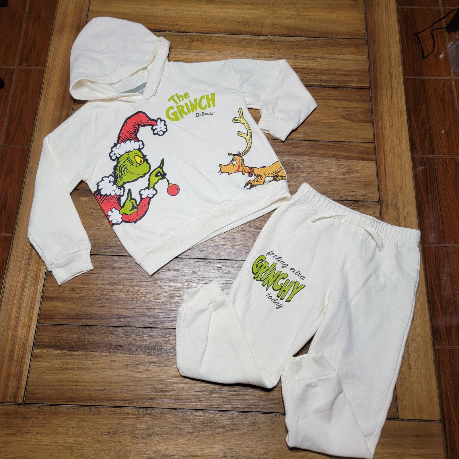 2 Pc The Grinch White Hooded Jogger Set "Feeling Extra Grinchy Today" - Size 5