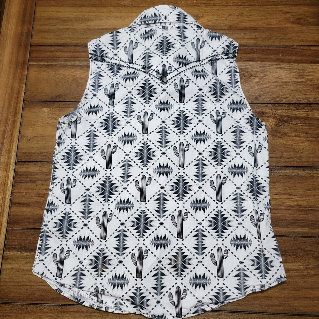 Cowgirl Hardware B&W Sleeveless Pearl Snap Western Top w/ Cactus - Size Medium*