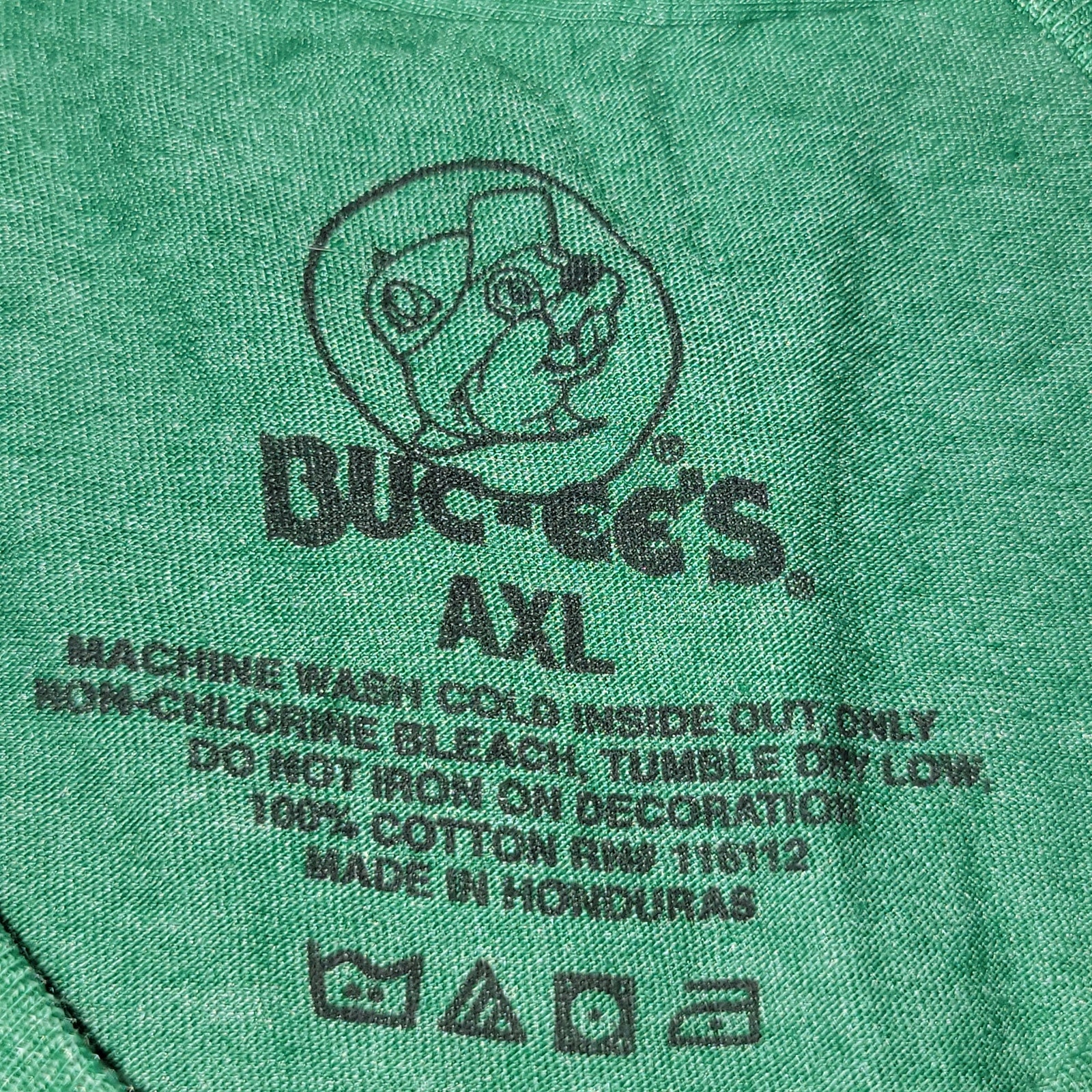 Buc-ee's Green St. Patrick's Day Unisex Tee "Good As Gold" - Size AXL