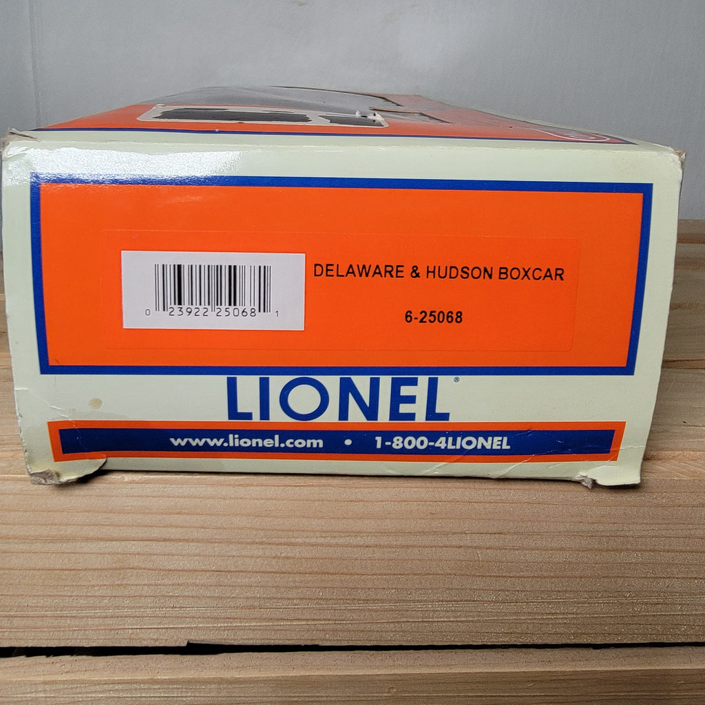 2008 Lionel Train Car: Delaware & Hudson Boxcar w/ Box O Scale