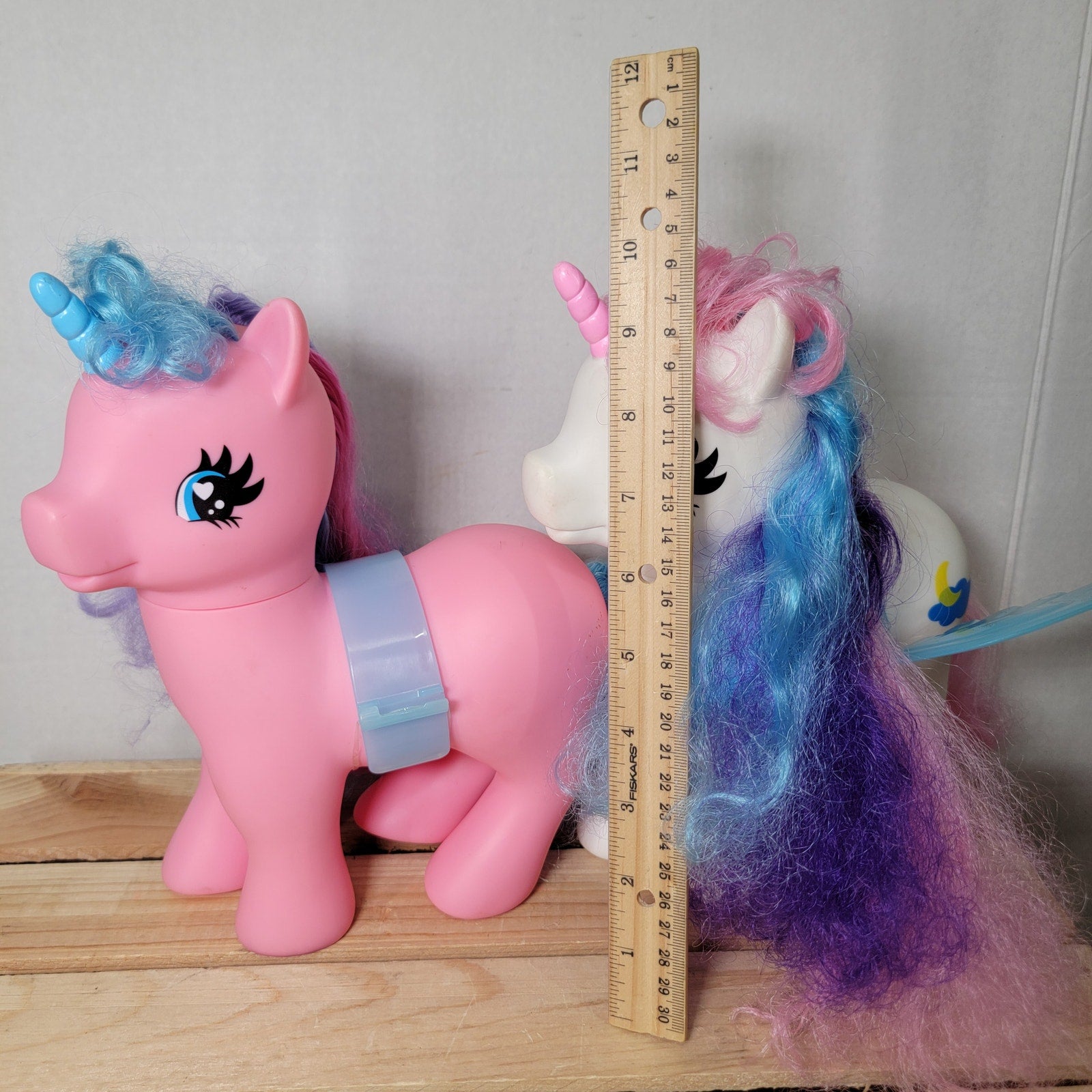 Set of 2 Large Wonder Pony Land Unicorns, 1 Set of Wings