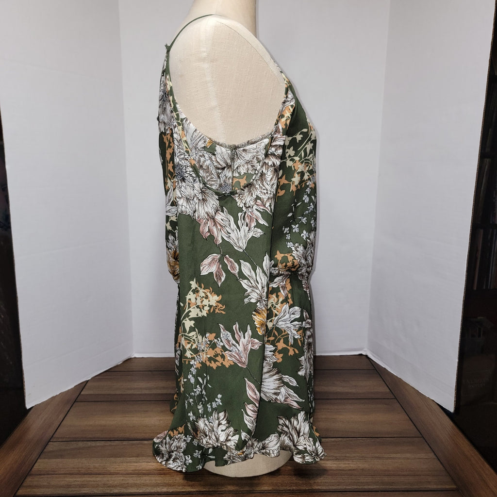 Altar'd State LS Green Floral Shorts Jumpsuit w/ Open Sleeves - Size Medium