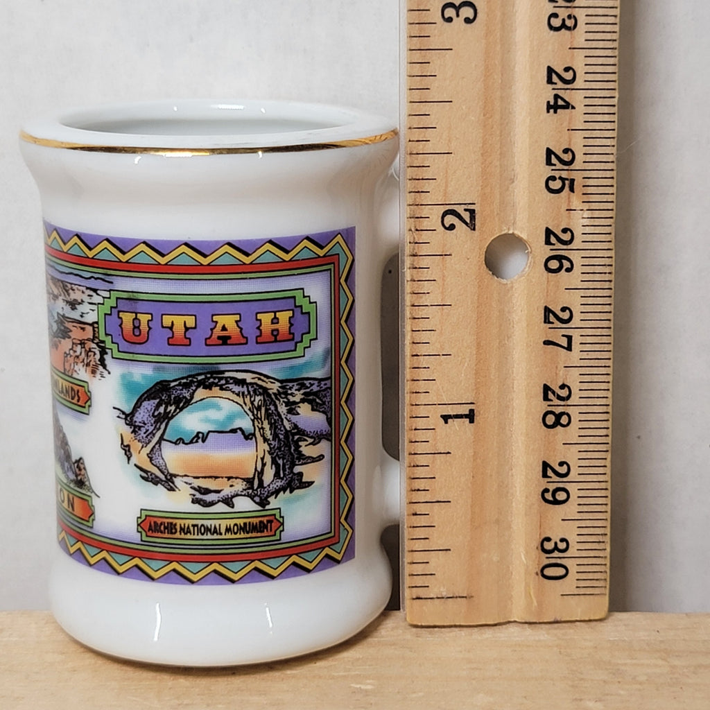 VINTAGE Utah Mini Ceramic Souvenir Mug 2.5"