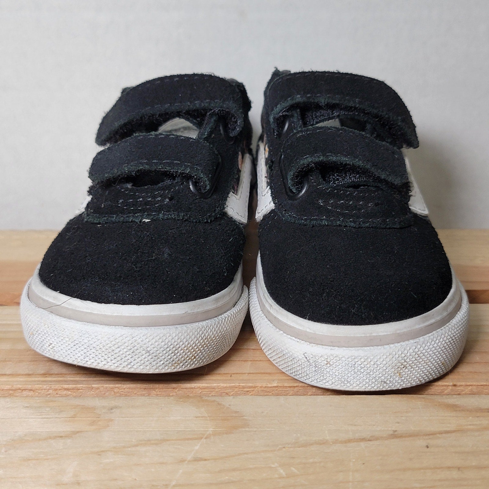 VANS Ward V Toddler Fall Floral Black Shoes - Size Toddler 6