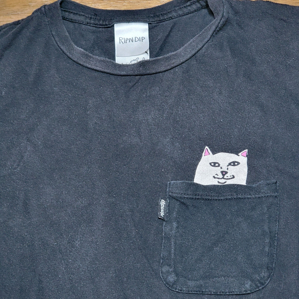 Rip n Dip Black Unisex Tee w/ Flipping Cat in Pocket - Size Small