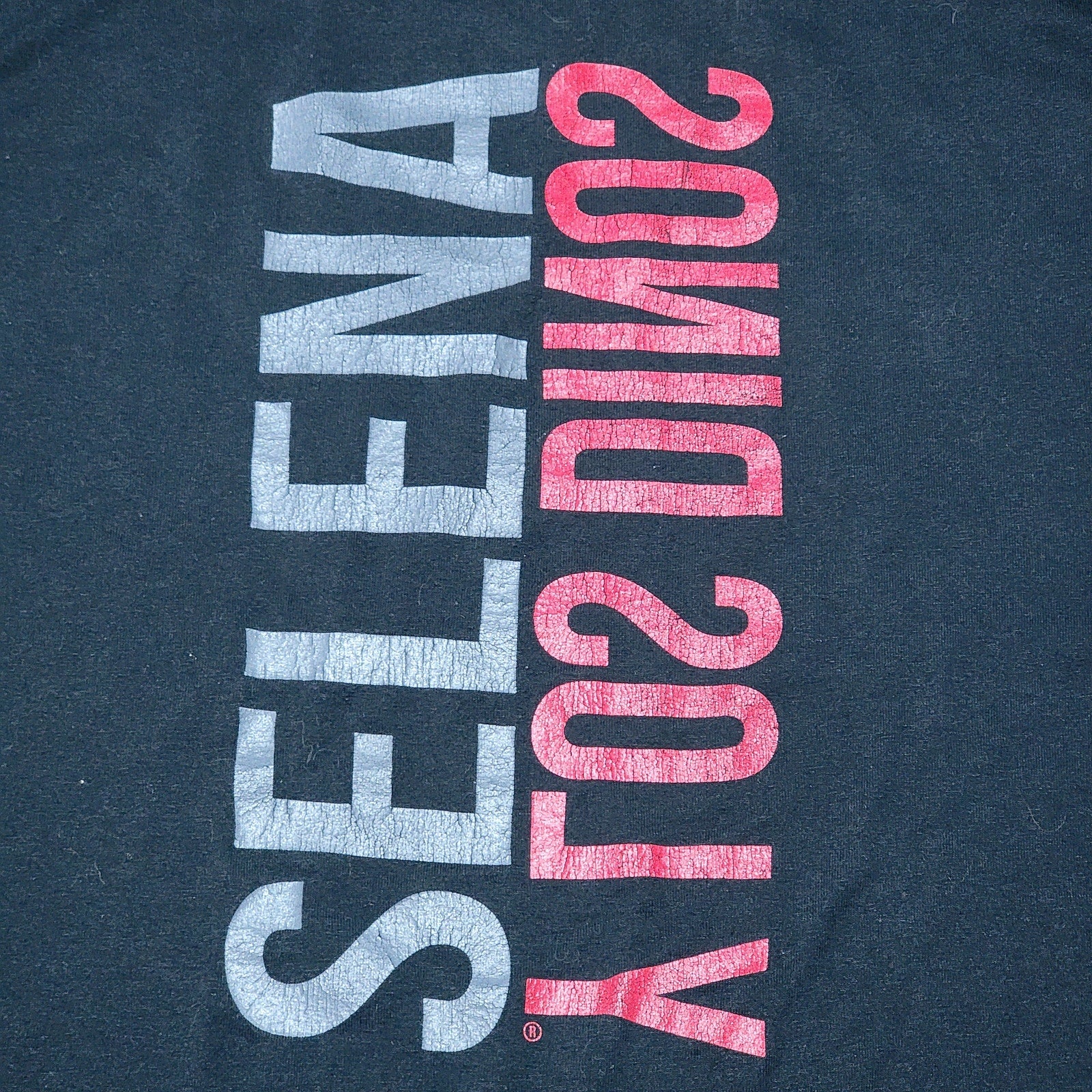 Selena Y Los Dinos Black Unisex Tee (Gildan) "Bidi Bidi Bom Bom" - Size Medium