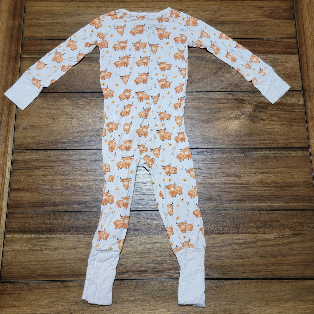 Little One Shop Highland Cows Infant Jumper w/ Optional Footies - Size 18-24M