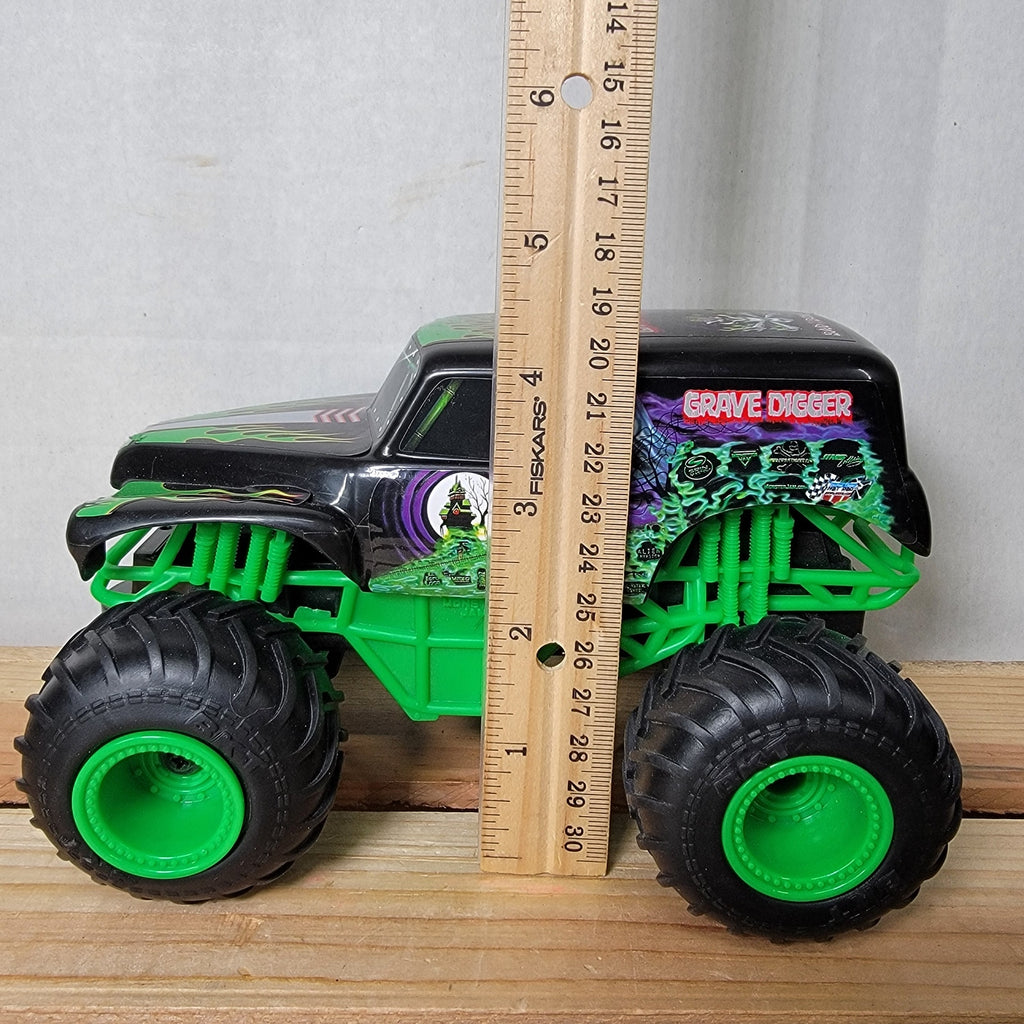 Monster Jam Grave Digger RC Truck (NO Controller)