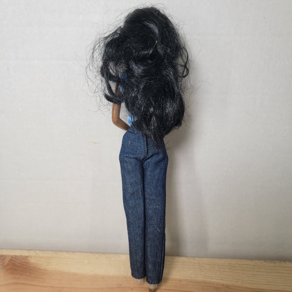 VINTAGE 1990's African American Barbie (no shoes)